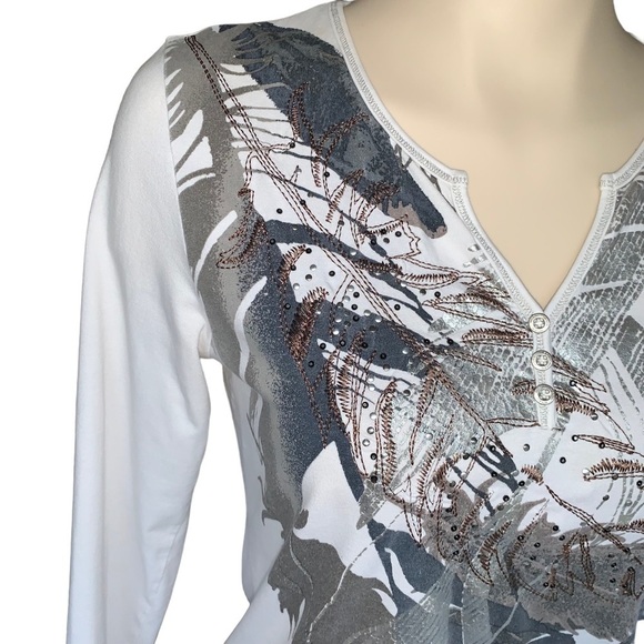 2/$10 MOVING SALE Y2K Olsen Europe Long Sleeve Top Feather Patterned Stitchwork - Picture 7 of 15